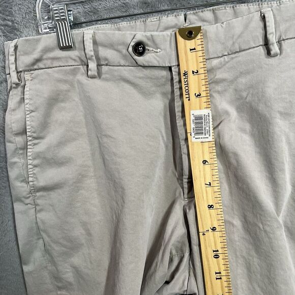 Peter Millar Men's 36 x‎ 9 Collection Concorde Garment Dyed Shorts (Stone) Golf - Picture 8 of 9